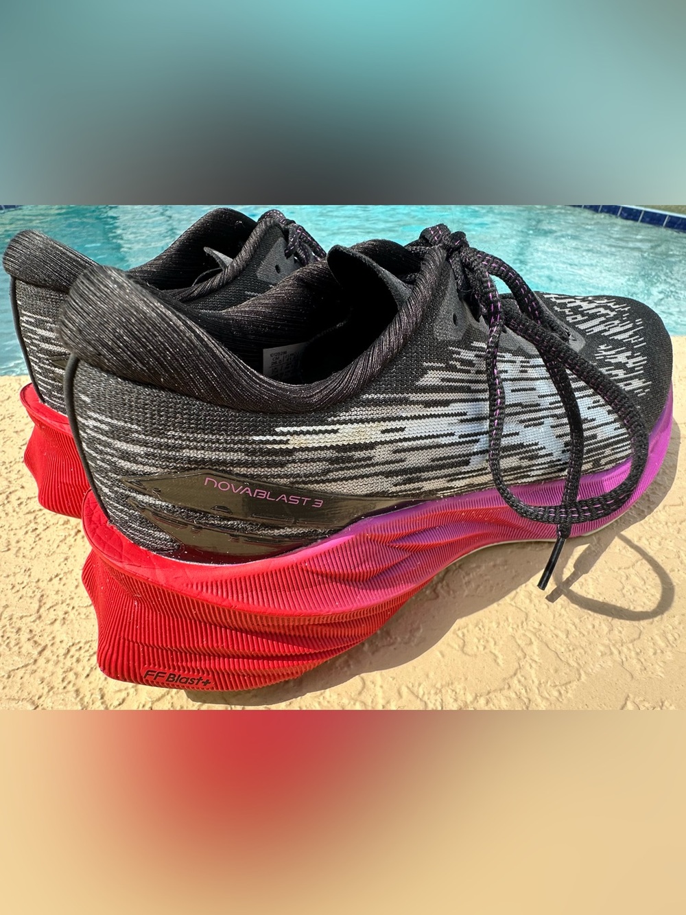 ASICS Novablast 3 Black Purple Red Running Shoes 1012B288 Women Size 9.5 in VGC - Picture 5 of 14